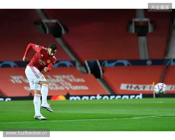 B费:拉什福德想要的传球方式很适合我们两人,他的前插非常出色 B费:拉什福德想要的传球方式很适合我们两人,他的前插非常出色