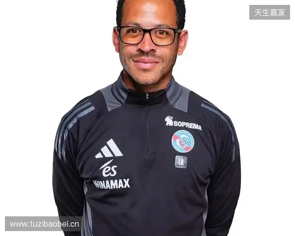 詹俊：罗塞尼尔爱用新人和切尔西挺搭；需要先获得“队委会”信任