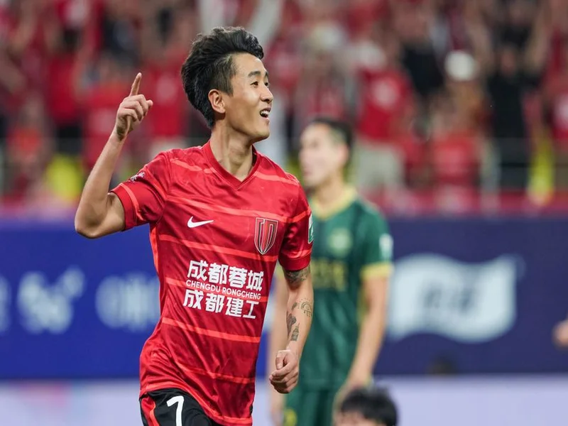 记者：韦世豪当蓉城队长并不意外 他和罗慕洛刘殿座携手带队前进